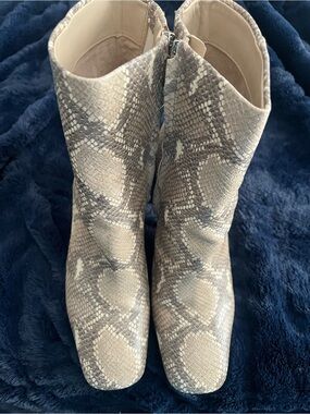 Sam Edelman Snake-Print Ankle Boots in Beige and Gray